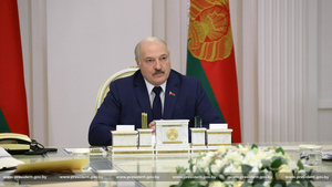 Лукашенко призвал не пугать белорусов вхождением в состав РФ