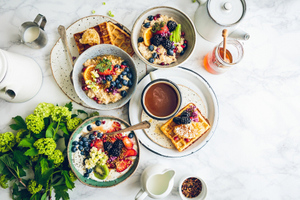 "Если некогда готовить": Диетолог объяснил, как правильно завтракать