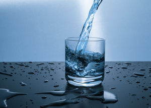 "Вопрос выживания": Украине предрекли дефицит питьевой воды