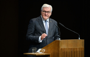 Президент ФРГ призвал немцев "не стесняться" воспоминаний о преступлениях фашистов