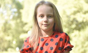 Россияне просят детского омбудсмена проверить семью девятилетней студентки МГУ