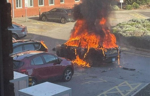 Таксист предотвратил теракт в Ливерпуле, заперев смертника в машине