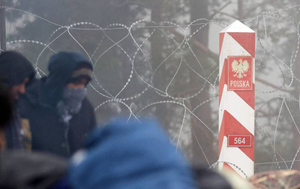 Польша озвучила сроки возведения стены на границе с Белоруссией