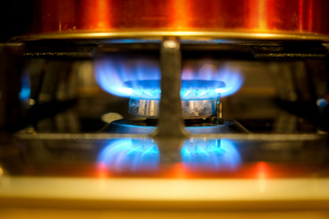 Цена на газ в Европе превысила $1100 впервые с 20 октября
