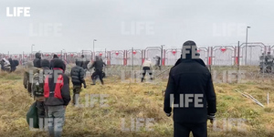 Белорусские медики выявили химические ожоги глаз у мигрантов на границе с Польшей