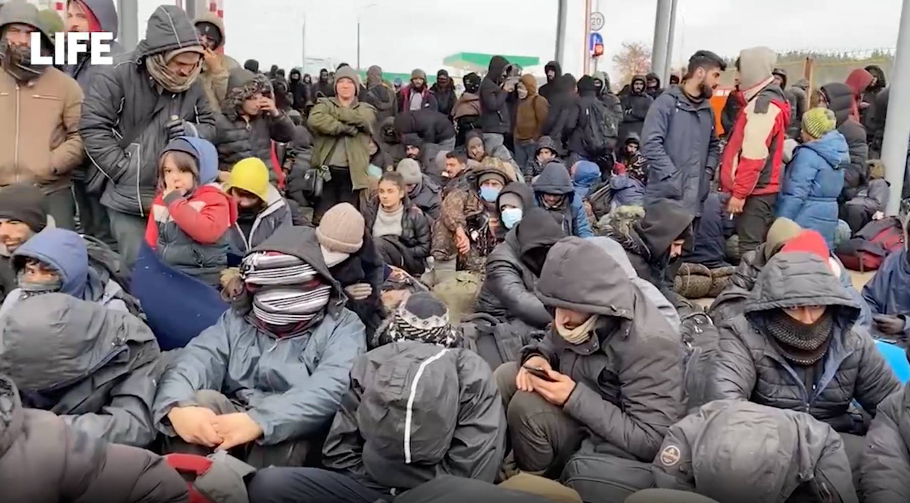 Минск собрал пять томов доказательств жестокого отношения Польши к мигрантам