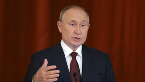 Путин: Запад очень поверхностно относится к предостережениям РФ о красных линиях
