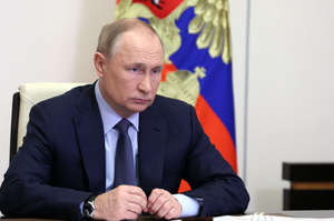Песков: Путин сам сообщит, когда ревакцинируется от коронавируса