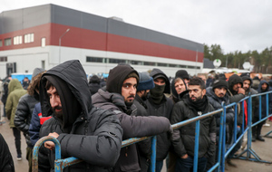 Лукашенко пообещал не задерживать беженцев, законно попавших в Белоруссию