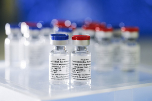 Гинцбург заявил, что у назальной вакцины не нашли побочных эффектов