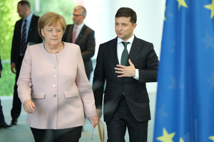 Меркель и Зеленский обсудили ситуацию в Донбассе и миграционный кризис