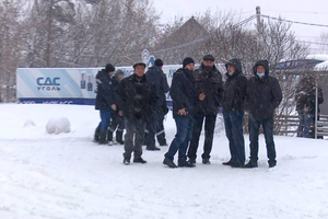 Выжившие на шахте в Кузбассе рабочие рассказали, как чуть не задохнулись под землёй