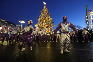 Собянин заверил, что новогодние ярмарки и катки в Москве будут работать зимой