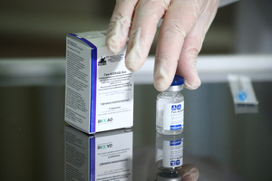 Российские вакцины от ковида проверяют на эффективность против новых штаммов