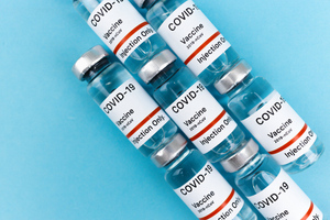 Вирусолог Жемчугов допустил создание новой вакцины из-за "самого опасного" штамма ковида