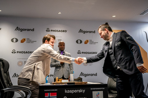 Непомнящий и Карлсен второй раз сыграли вничью в матче за титул чемпиона мира по шахматам