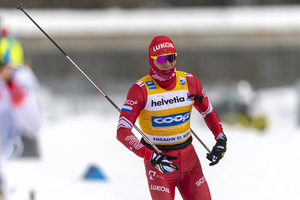 Лыжник Большунов впервые после операции завоевал медаль на Кубке мира