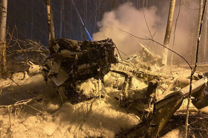"Упал недалеко от жилых домов": Очевидец описал первые минуты после крушения самолёта Ан-12 под Иркутском