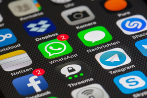 WhatsApp и iMessage уличили в сливе данных ФБР каждые 15 минут