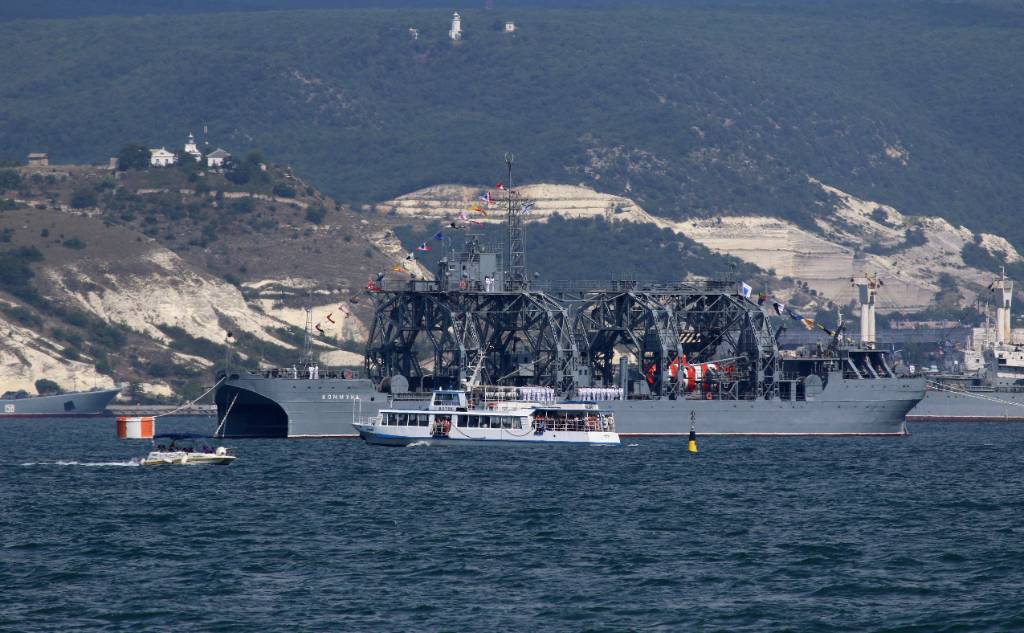 Глава Севастополя заявил о неспокойной обстановке в Чёрном море