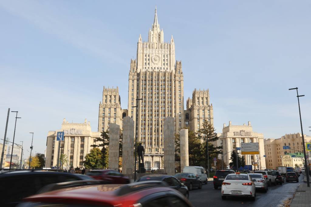 В МИД РФ заявили, что США и Россия ведут диалог по стратегической стабильности