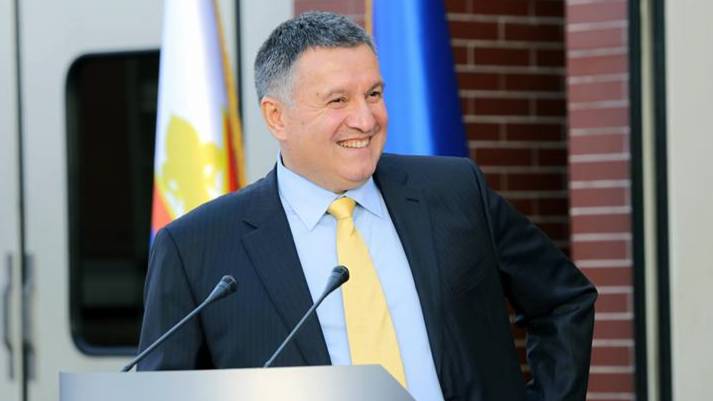 Аваков предложил способ вернуть Украине Крым и Донбасс
