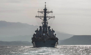В Госдуме призвали США "не безобразничать" из-за американских кораблей у Крыма