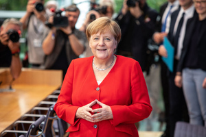 Меркель зареклась заниматься политикой после ухода с поста канцлера ФРГ