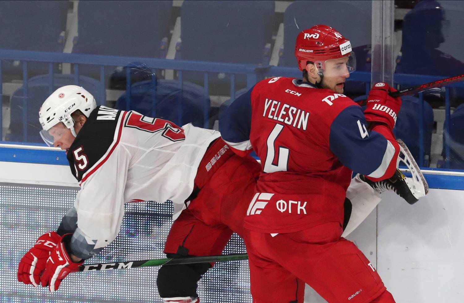 В сборной России по хоккею произошли изменения перед стартовым этапом Евротура