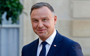 Президент Польши обратился за помощью к НАТО из-за ситуации с мигрантами