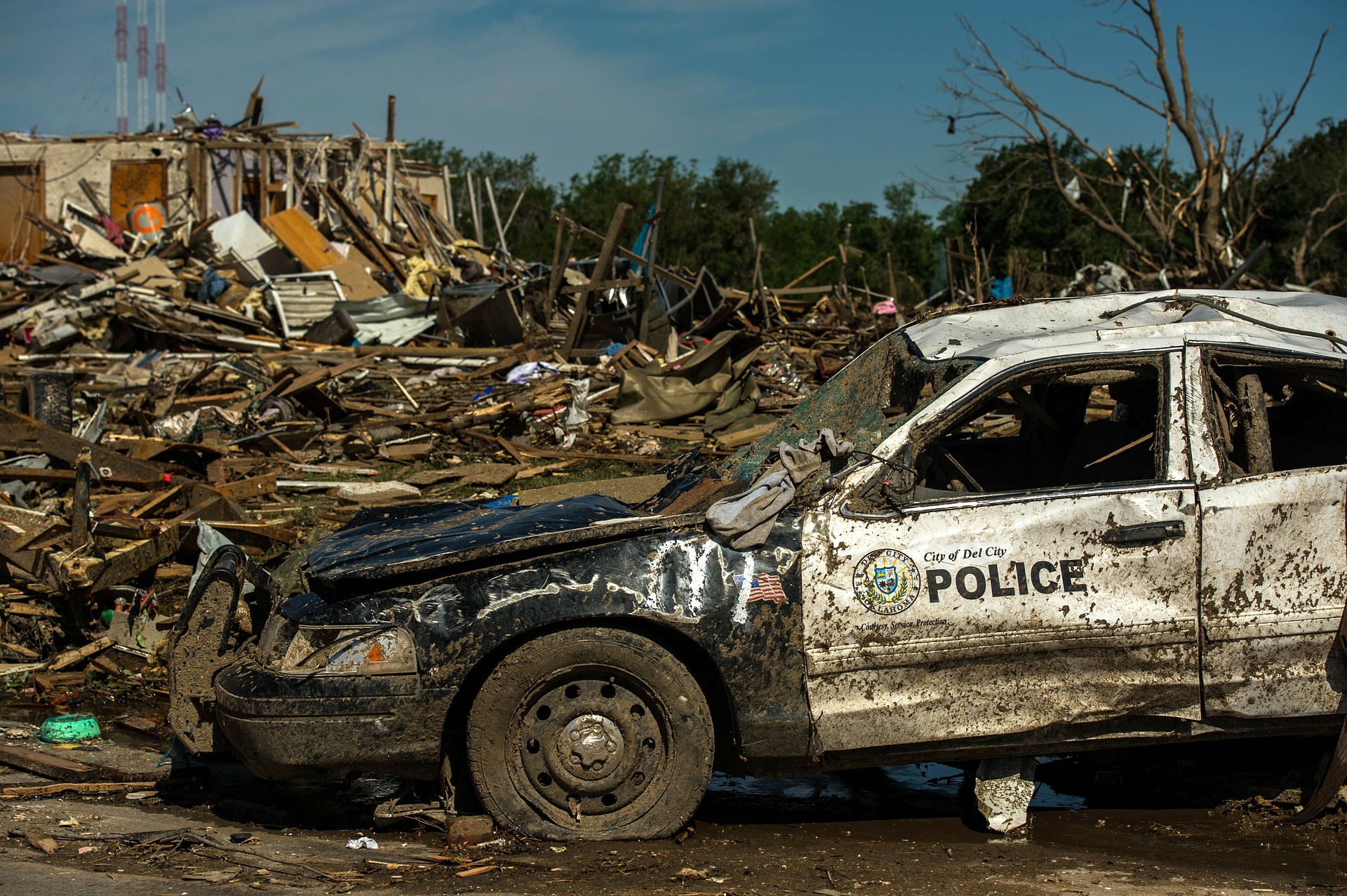 Губернатор Кентукки заявил, что жертвами разрушительного торнадо могли стать 50 человек