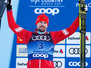 Лыжник Устюгов стал третьим в гонке на 15 километров на Кубке мира
