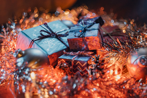 Эксперт по этикету Баранова перечислила худшие корпоративные подарки на Новый год