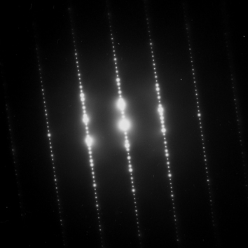 Дифракция электронов. Фото © Википедия
