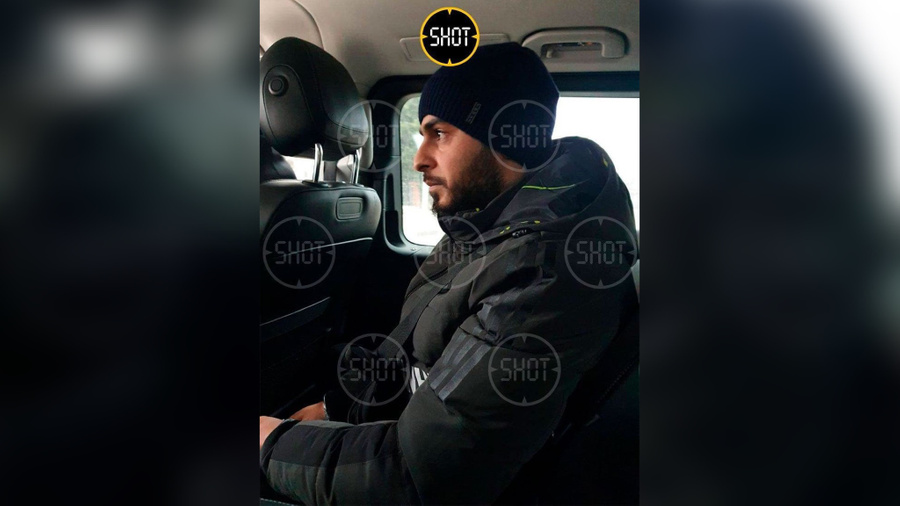 Таксист, убивший клиента в Петербурге, едет в СИЗО © SHOT