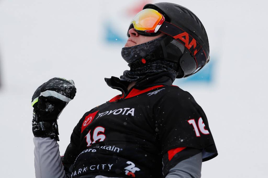 Сноубордист Дмитрий Логинов. Фото © ТАСС / EPA / JEFF SWINGER