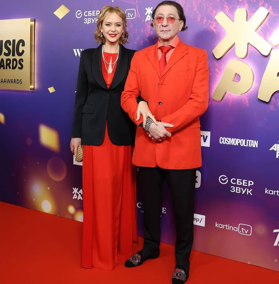 Григорий Лепс с женой. Фото © Instagram / gvleps