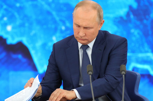 Песков не знает, будет ли Путин баллотироваться на следующий срок