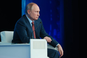 "Кто его заразит?": Песков уверен, что Путин не подхватит коронавирус