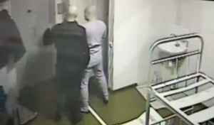 В Сети опубликовано новое видео с пытками заключённых — на этот раз в Красноярске