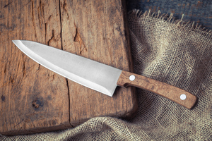 В Ижевске 12-летний подросток ударил врача ножом по указанию отца