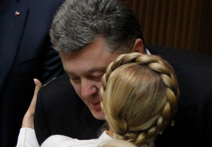 "Прошедшая репрессии" Тимошенко дала советы обвинённому в госизмене Порошенко