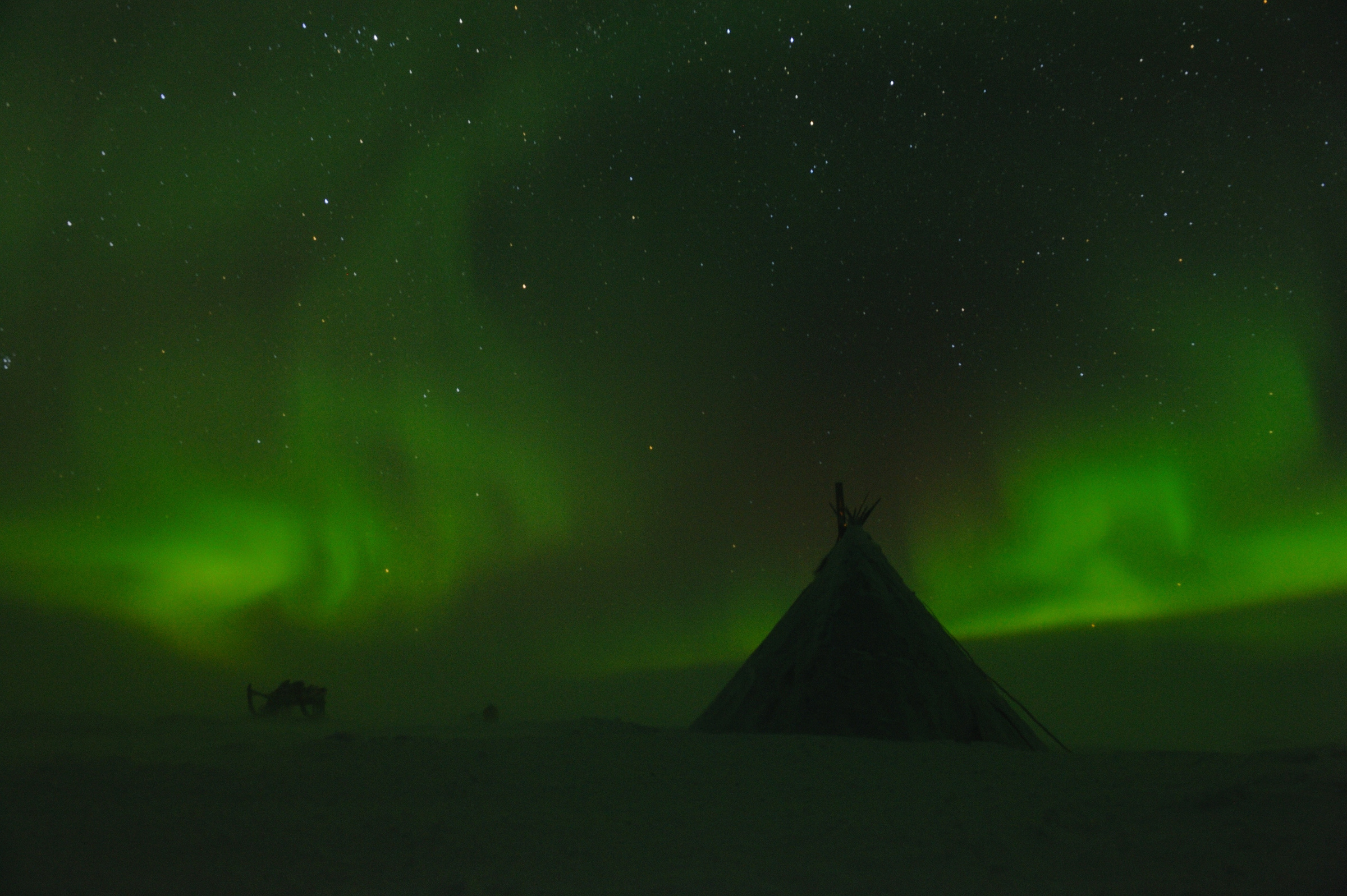 Северное сияние на Ямале. Фото © Getty Images / PLAT / Gamma-Rapho / Jean-Christophe 