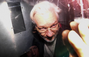 Основатель WikiLeaks Ассанж решил обжаловать решение о его экстрадиции в США