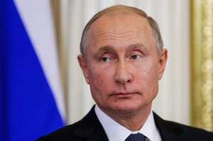 Путин поручил правительству на новогодних каникулах уделять особое внимание борьбе с ковидом
