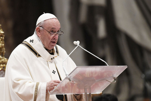 Папа римский в рождественском обращении призвал человечество к диалогу