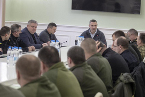 Виталий Кличко потребовал развернуть систему территориальной обороны Киева
