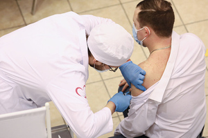 Ракова: За год прививки от ковида сделали более 1,4 млн пожилых москвичей