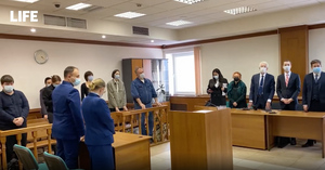 Адвокат Новиков: "Мемориал" будет работать до вступления в силу решения о ликвидации