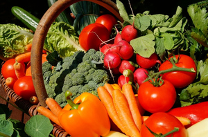 РЭО предложил отказаться от пластиковой упаковки для овощей и фруктов